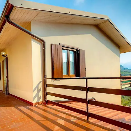Apartment Diffuso Borgo Piovere, Annarosa 2 Terrazzo E Vista *