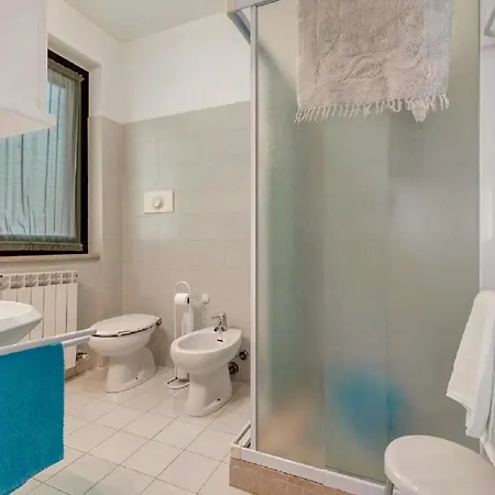 Apartment Diffuso Borgo Piovere, Annarosa 2 Terrazzo E Vista *